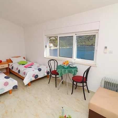 Konukevi Belin Mljet Okuklje
