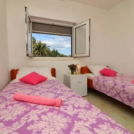 Belin Mljet 3* Okuklje