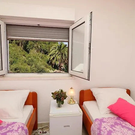 Belin Mljet ゲストハウス